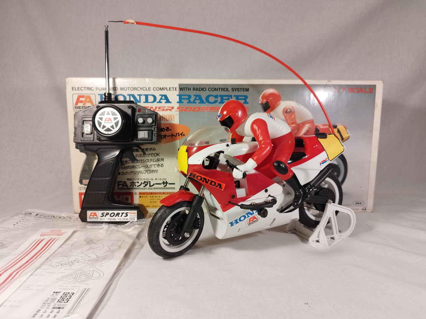 Kyosho 1/7 RC Honda NSR500 Racing Motorbike FA Series Ready to Run!
