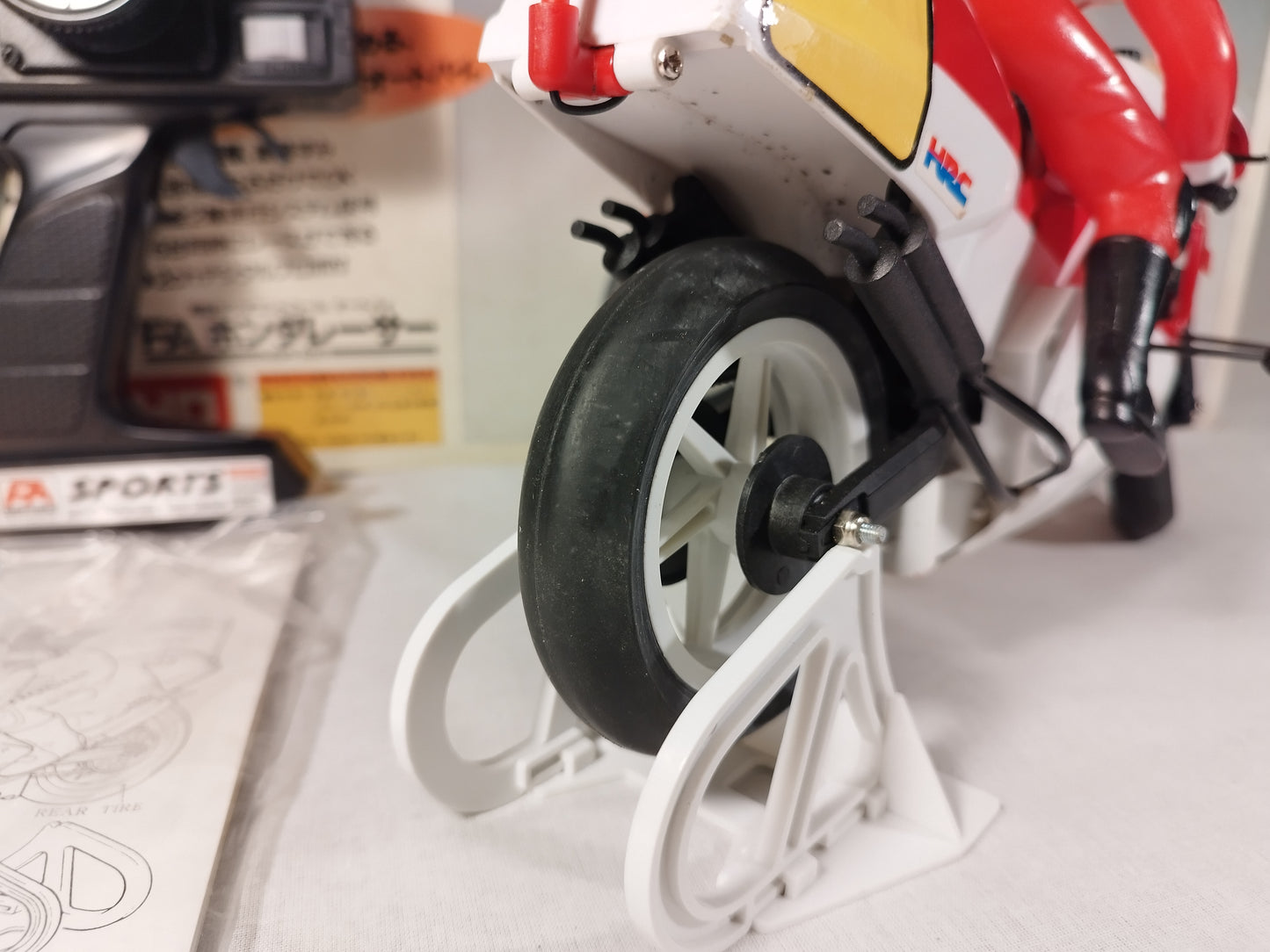 Kyosho 1/7 RC Honda NSR500 Racing Motorbike FA Series Ready to Run!
