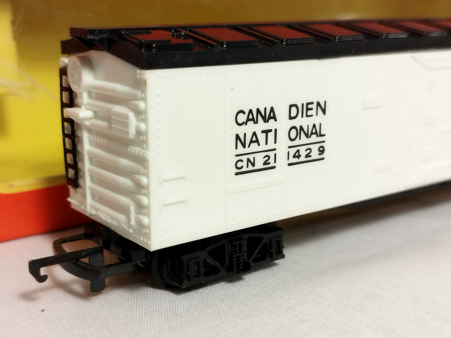 Hornby OO Gauge Canadian CN Rail Refrigerator Car Wagon Frigorifique R1291 Import Rare