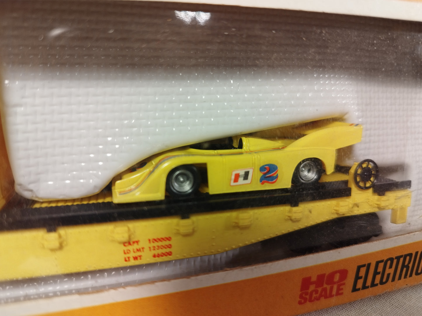 Cox HO/OO Gauge Half Box Car with Race Car Wagon - Very Rare!
