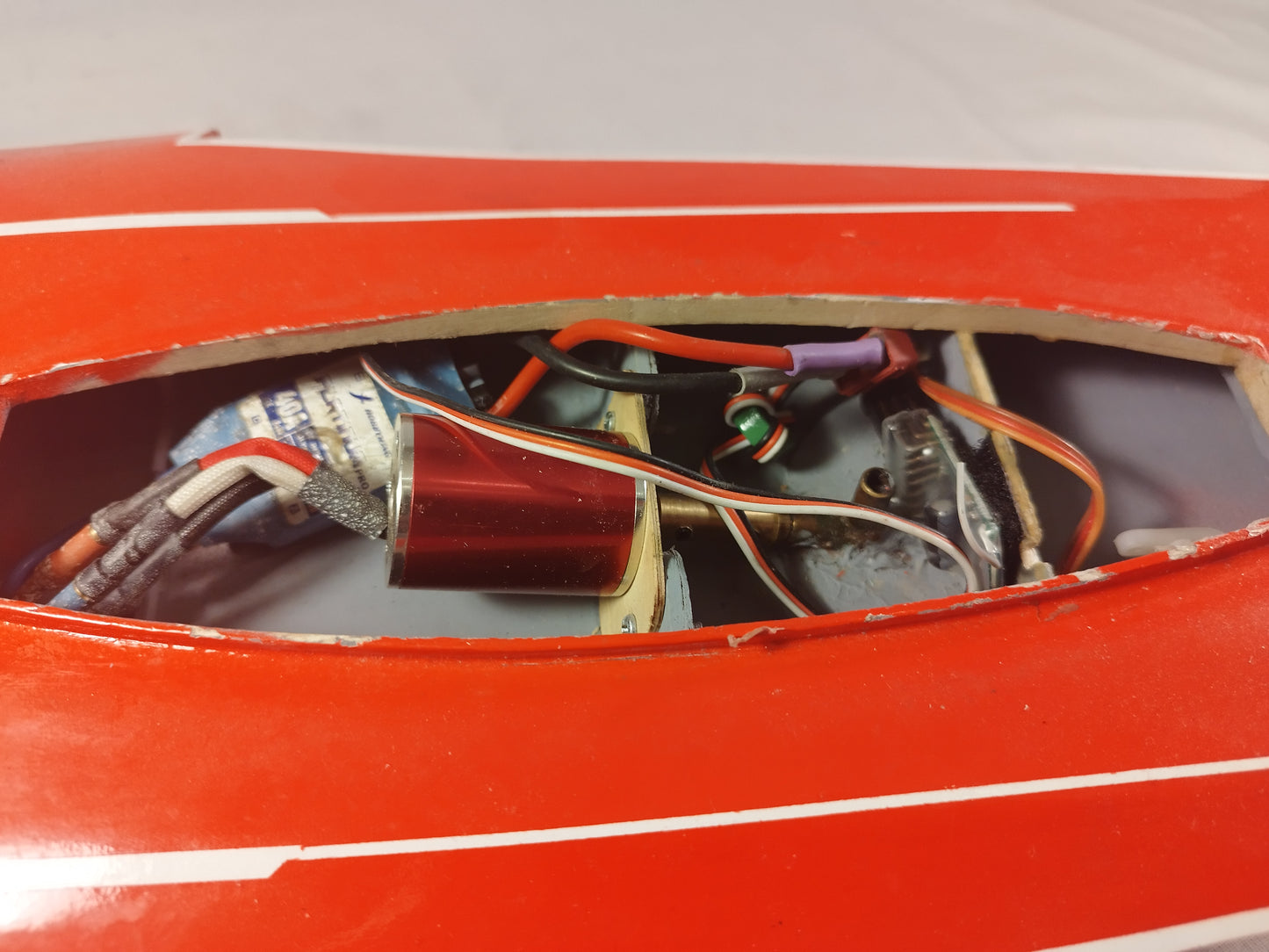 RC Brushless Hydroplane with Motor, ESC and Servo - 19" Long