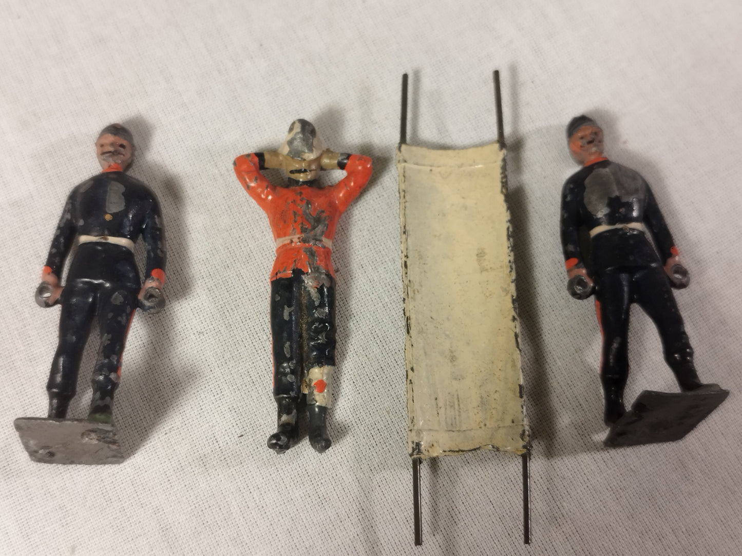Britains Army Royal Medical Corps Stretcher Bearers and Injured Soldier - Pre War Lead