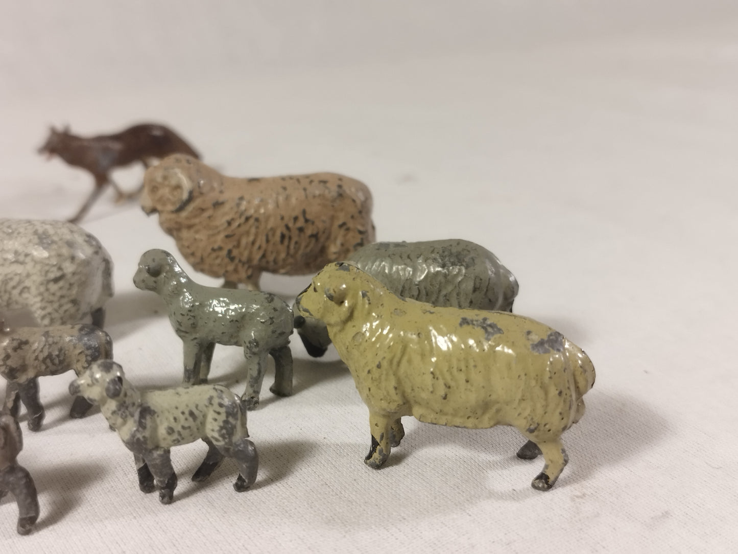 Britains Home Farm Sheep with Lambs and Mr. Fox Set