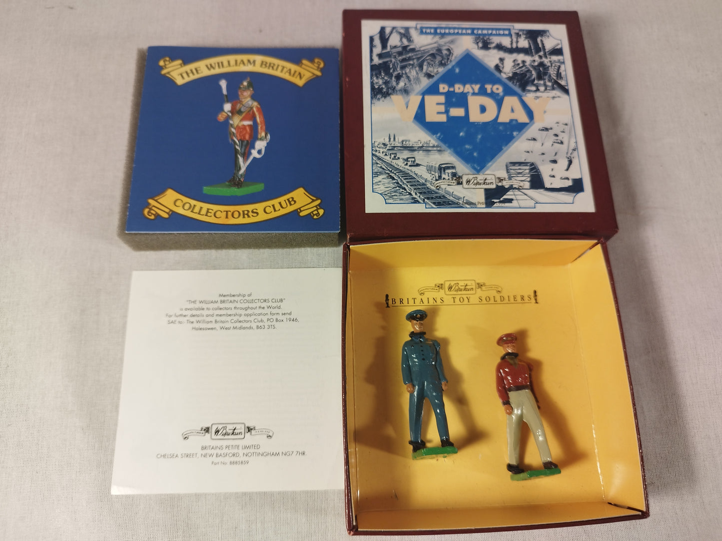 W. Britain 8858 The Air Forces European Campaign RAF and USAAF Pilots