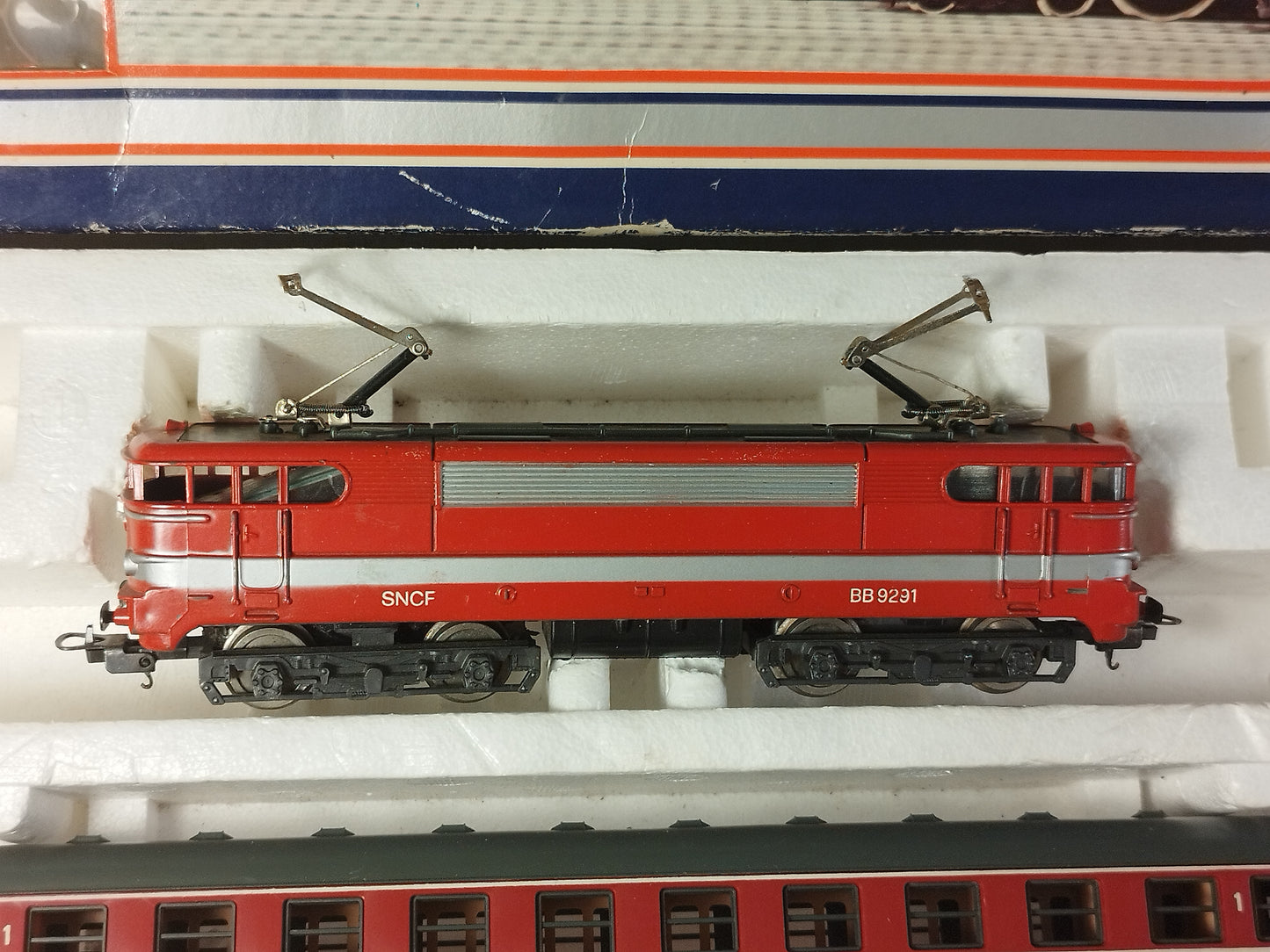 Lima OO Gauge "Le Captiole" Electric Loco SNCF Train Set