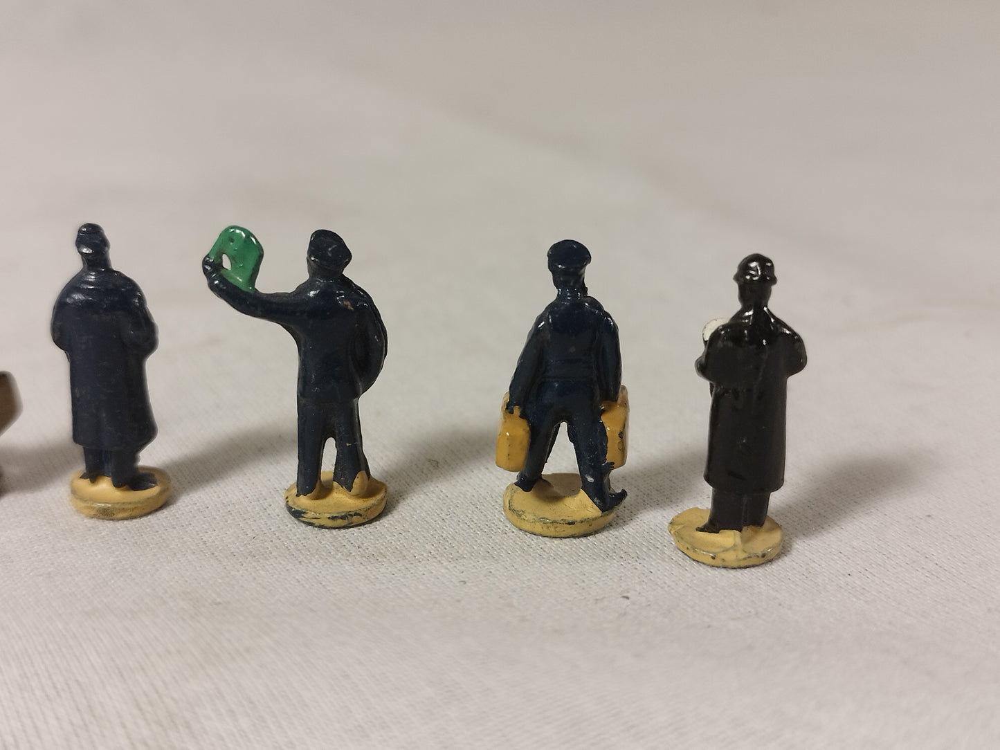 Hornby Dublo Dinky Station Staff Figures all Cast Metal