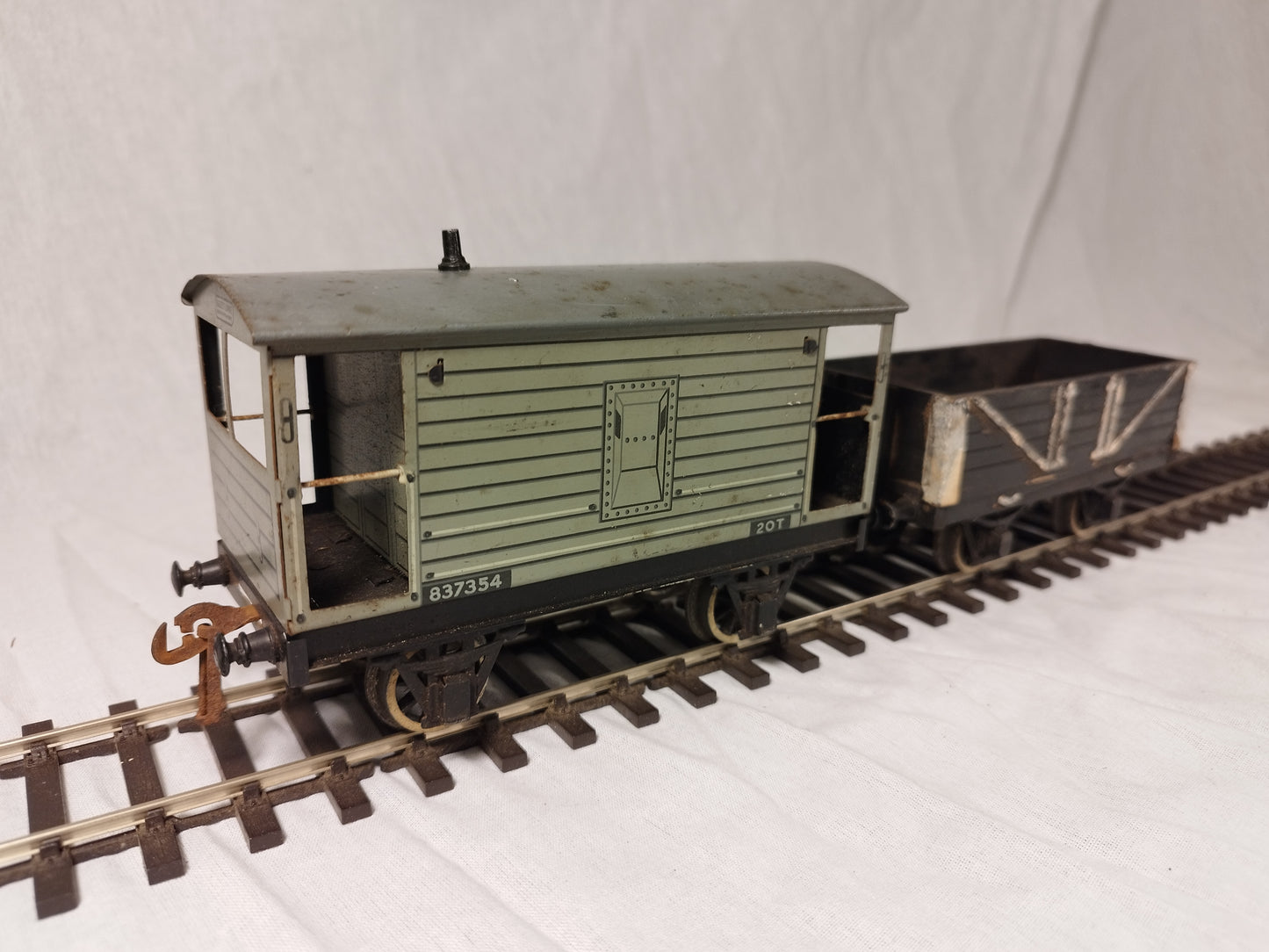 Bassett Lowke O Gauge Brake Van & 5 Plank Kit Built Wagon Lot