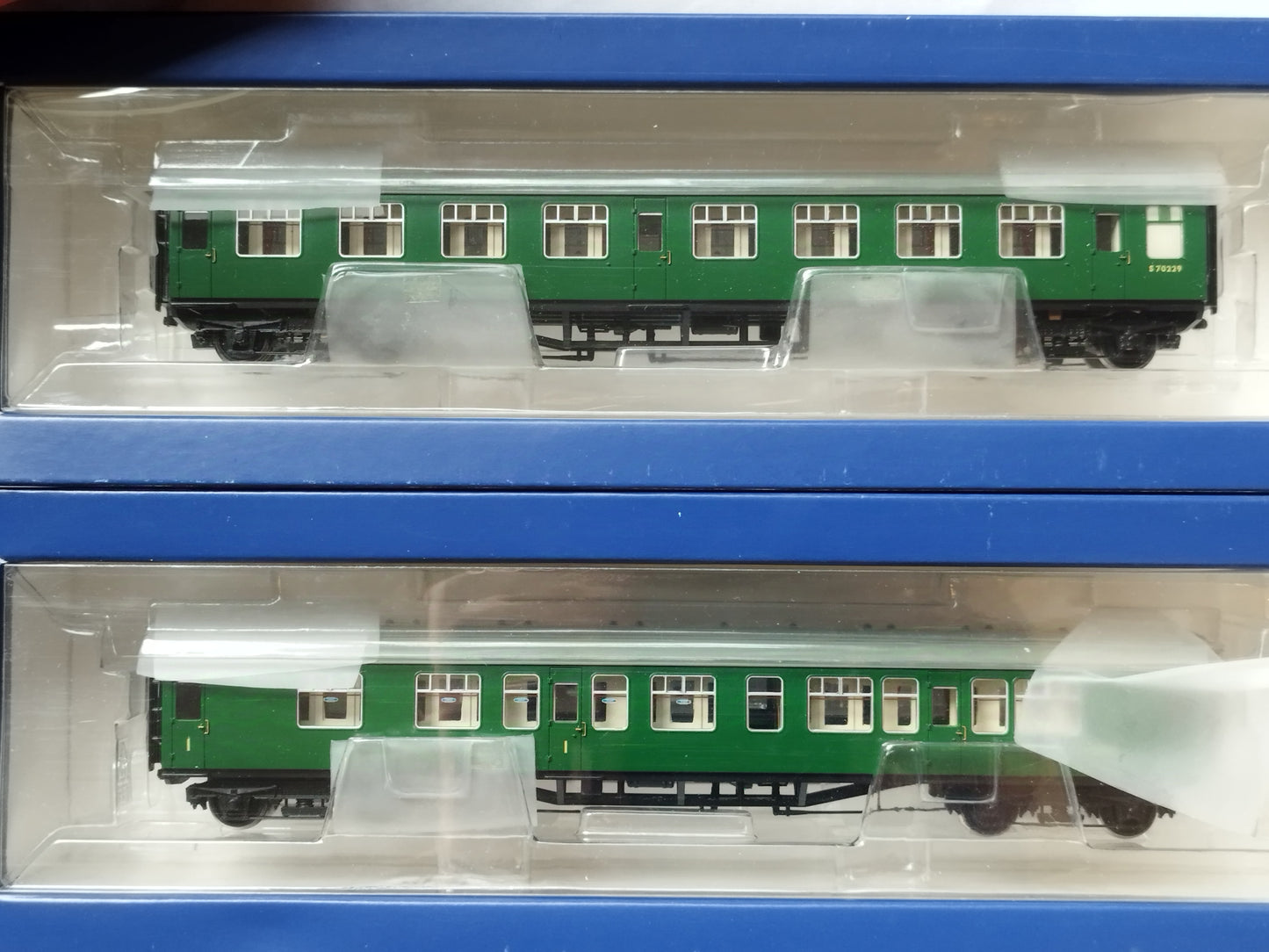 Bachmann 31-425 Class 411 4 Car EMU Set, BR Late SR 7105