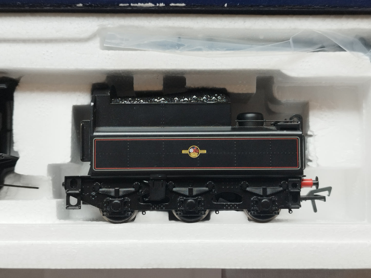 Bachmann 32-952 Standard Class 4MT 2-6-0 Tender Loco - Late Emblem