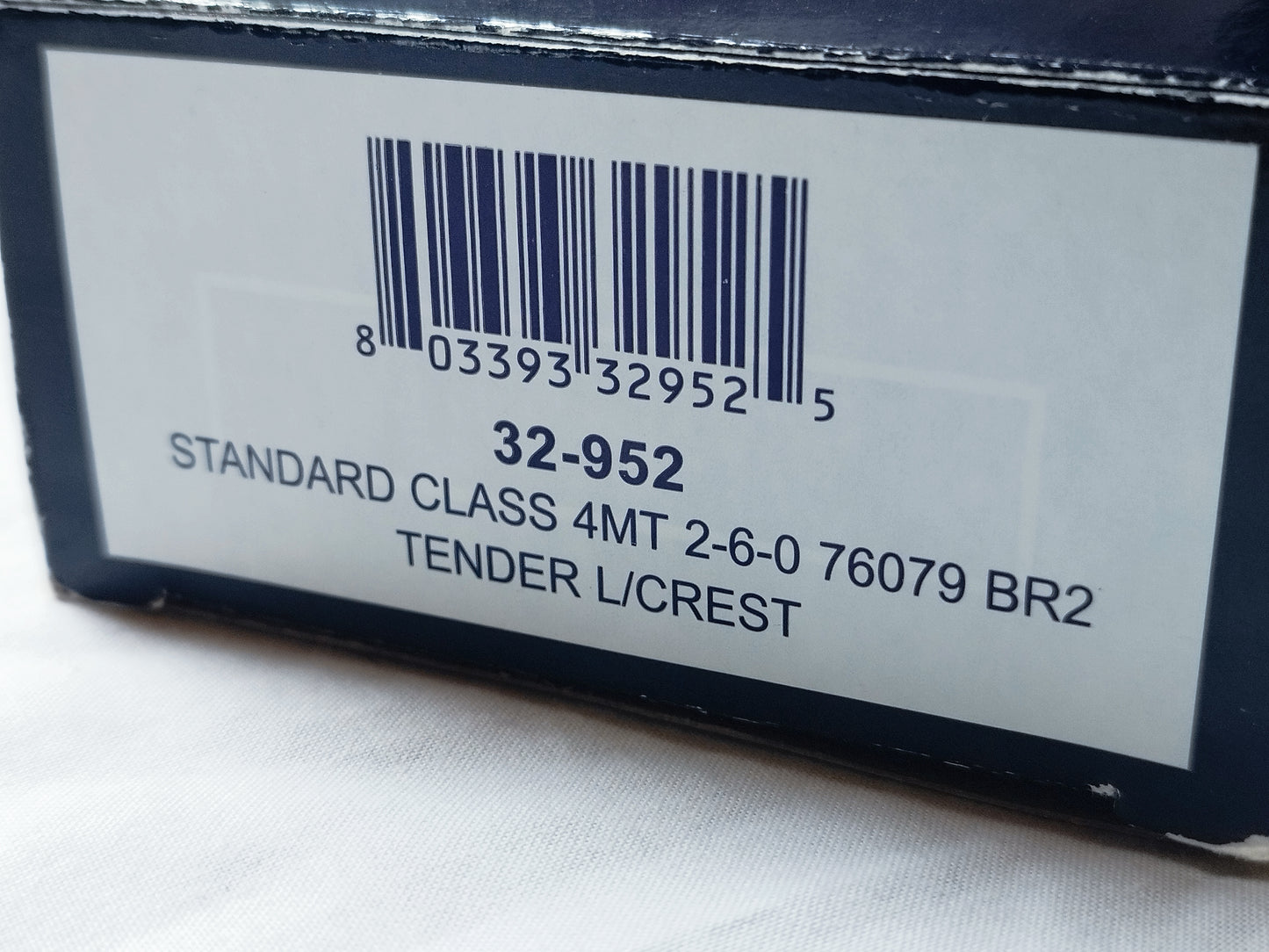 Bachmann 32-952 Standard Class 4MT 2-6-0 Tender Loco - Late Emblem