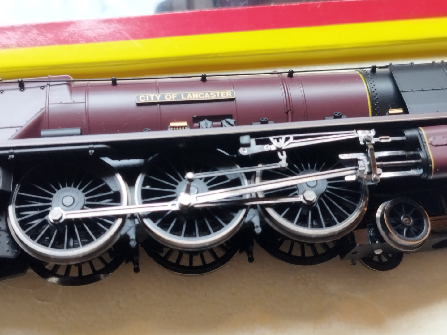 Hornby R2930 Princess Coronation Class "City of Lancaster" 46243 - DCC