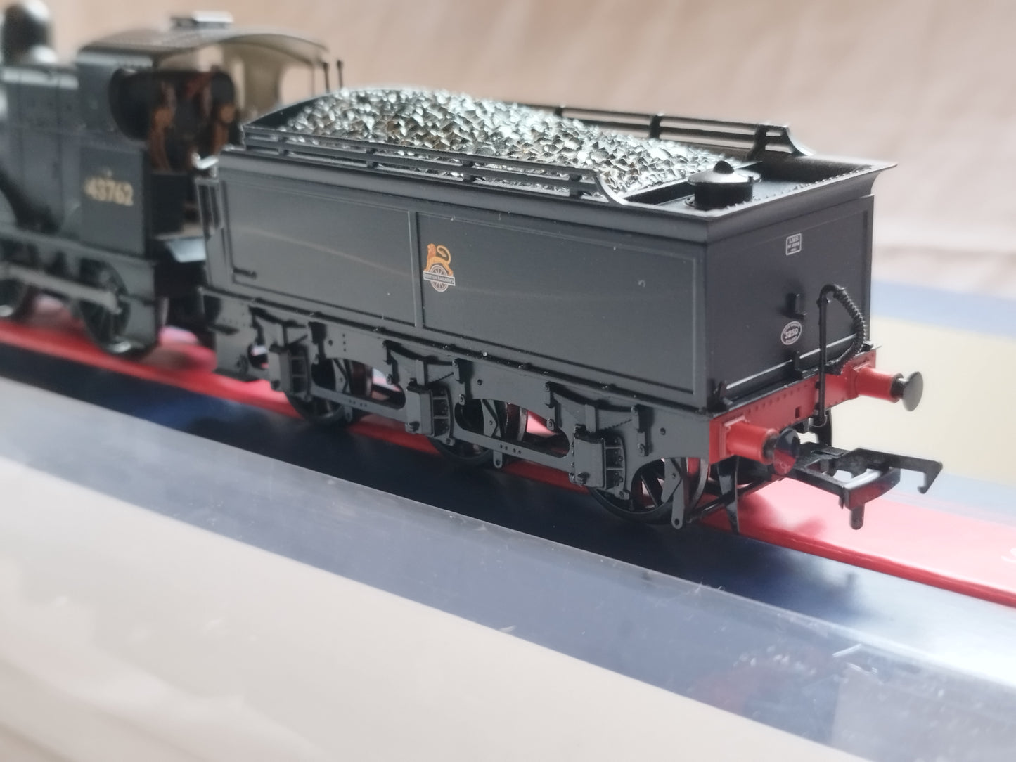 Bachmann 31-626 Class 3F "43762" Black Early Emblem - DCC