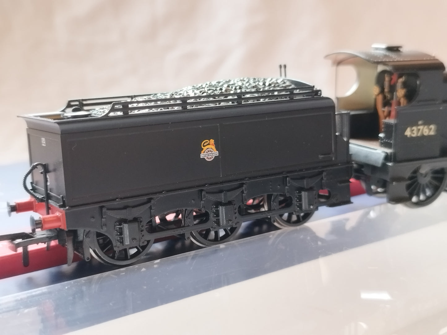 Bachmann 31-626 Class 3F "43762" Black Early Emblem - DCC