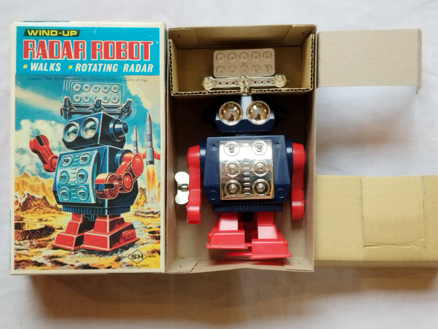 SH Horikawa Wind Up Radar Robot - Plastic 1970's