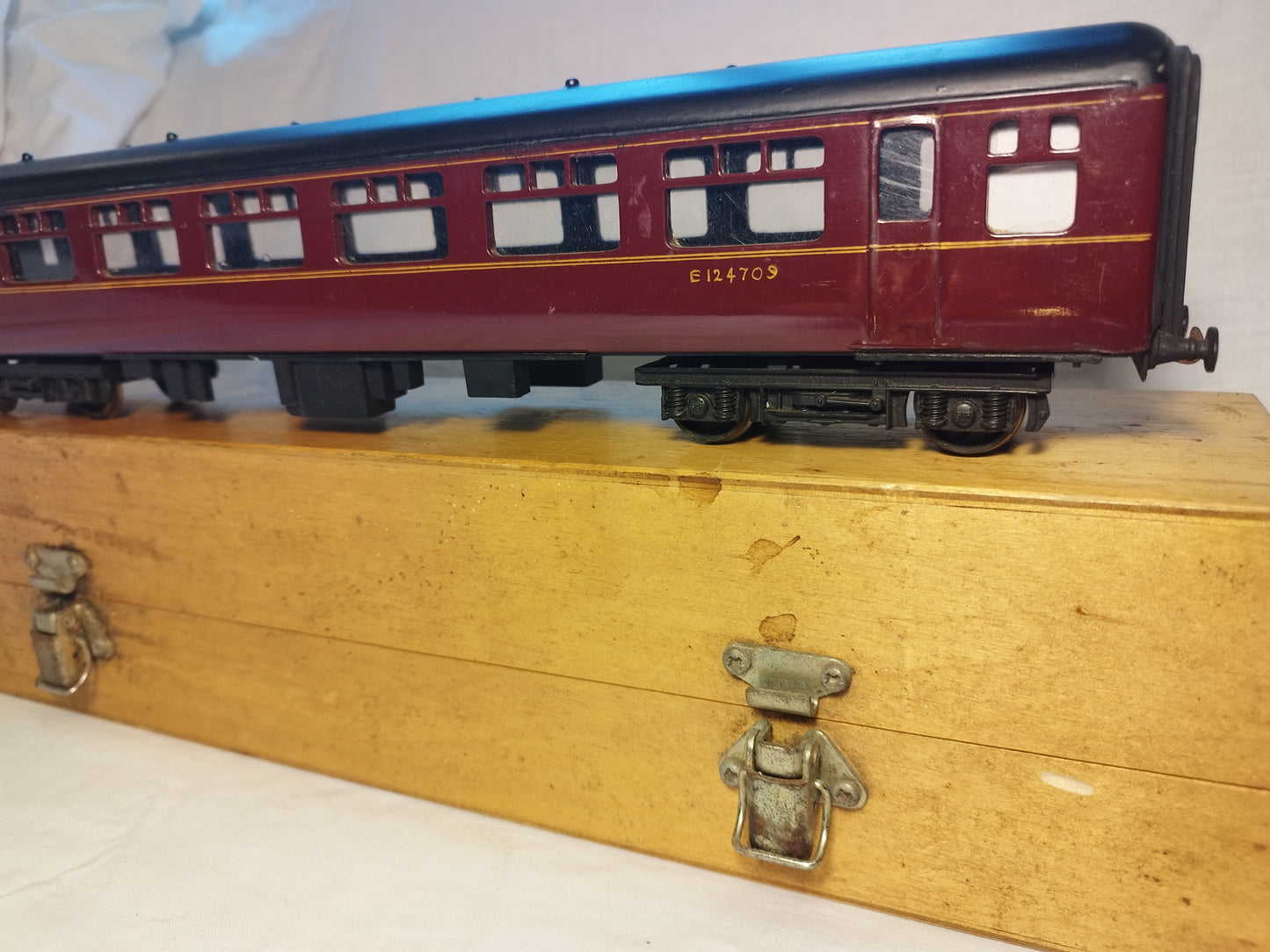 Lima O Gauge BR Mk3 Repaint LMS Non-Corridor Coach - Supplied in Wood Box
