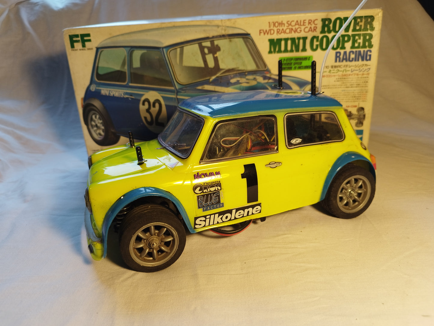 Tamiya 1/10 RC Rover Mini Cooper Racing Car. M-03 Chassis RTR.