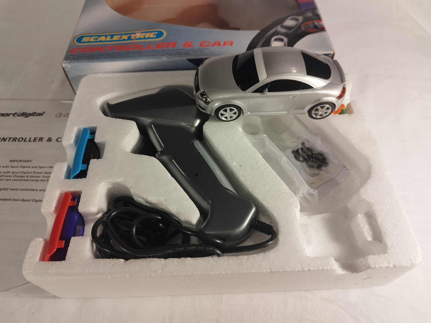 Scalextric C7012 Sport Digital Controller & Audi TT Car Pack