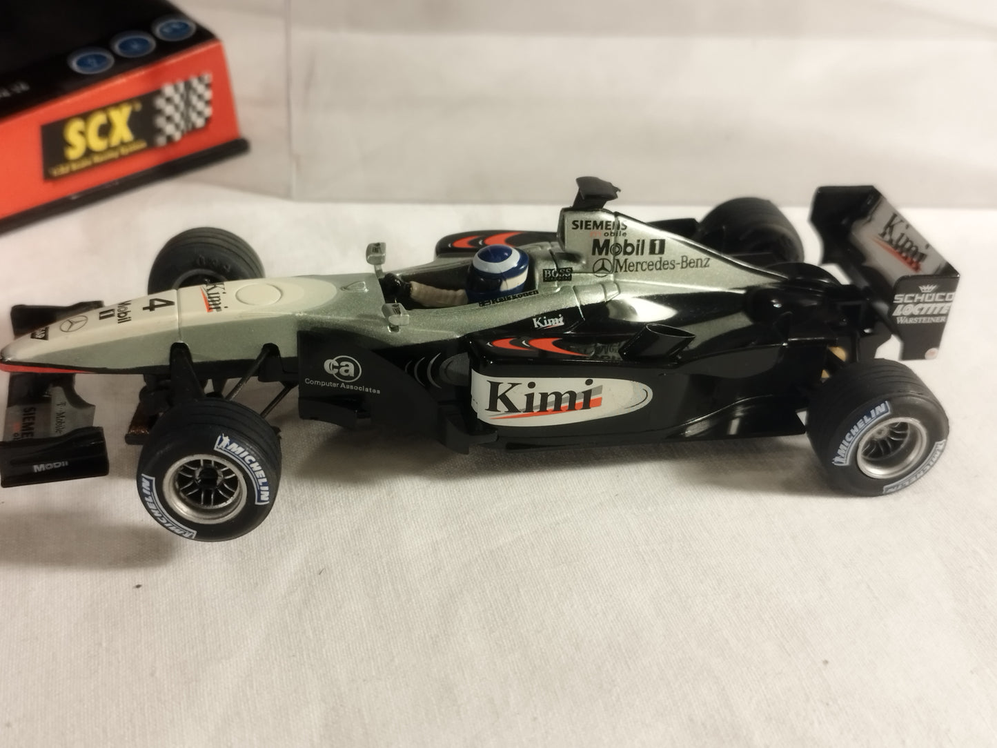 SCX Scalextric McLaren Mercedes MP4-16 Kimi Raikonnen 1/32 Slot Car
