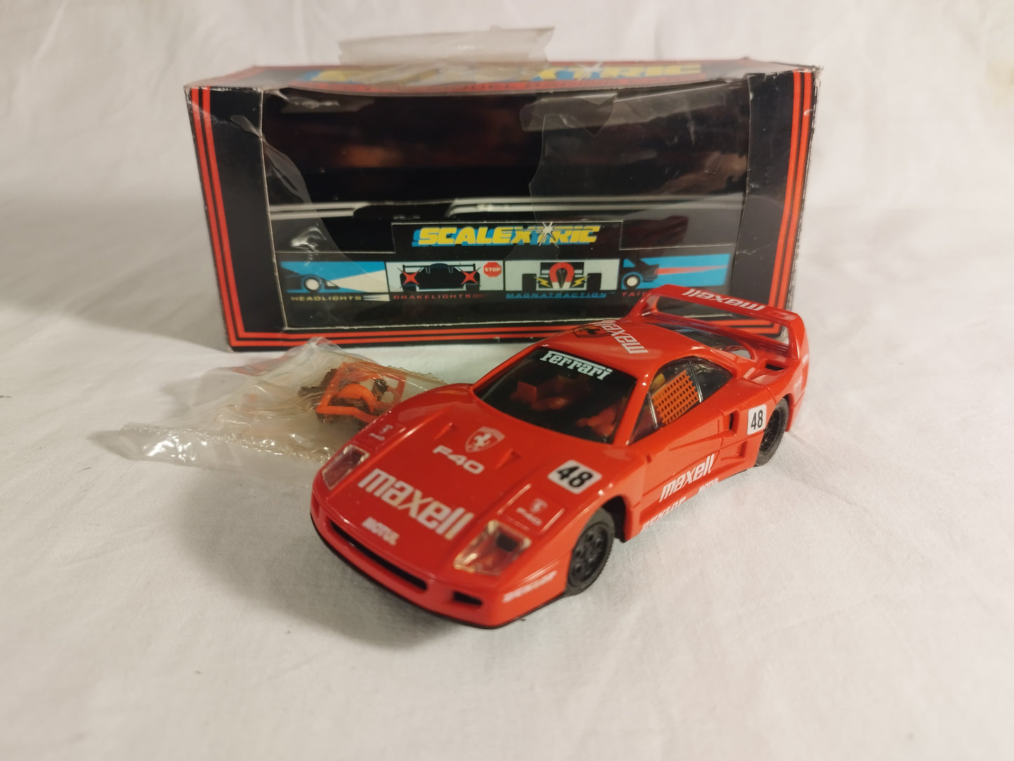 Scalextric C412 Ferrari F40 Endurance "Maxell" - Boxed