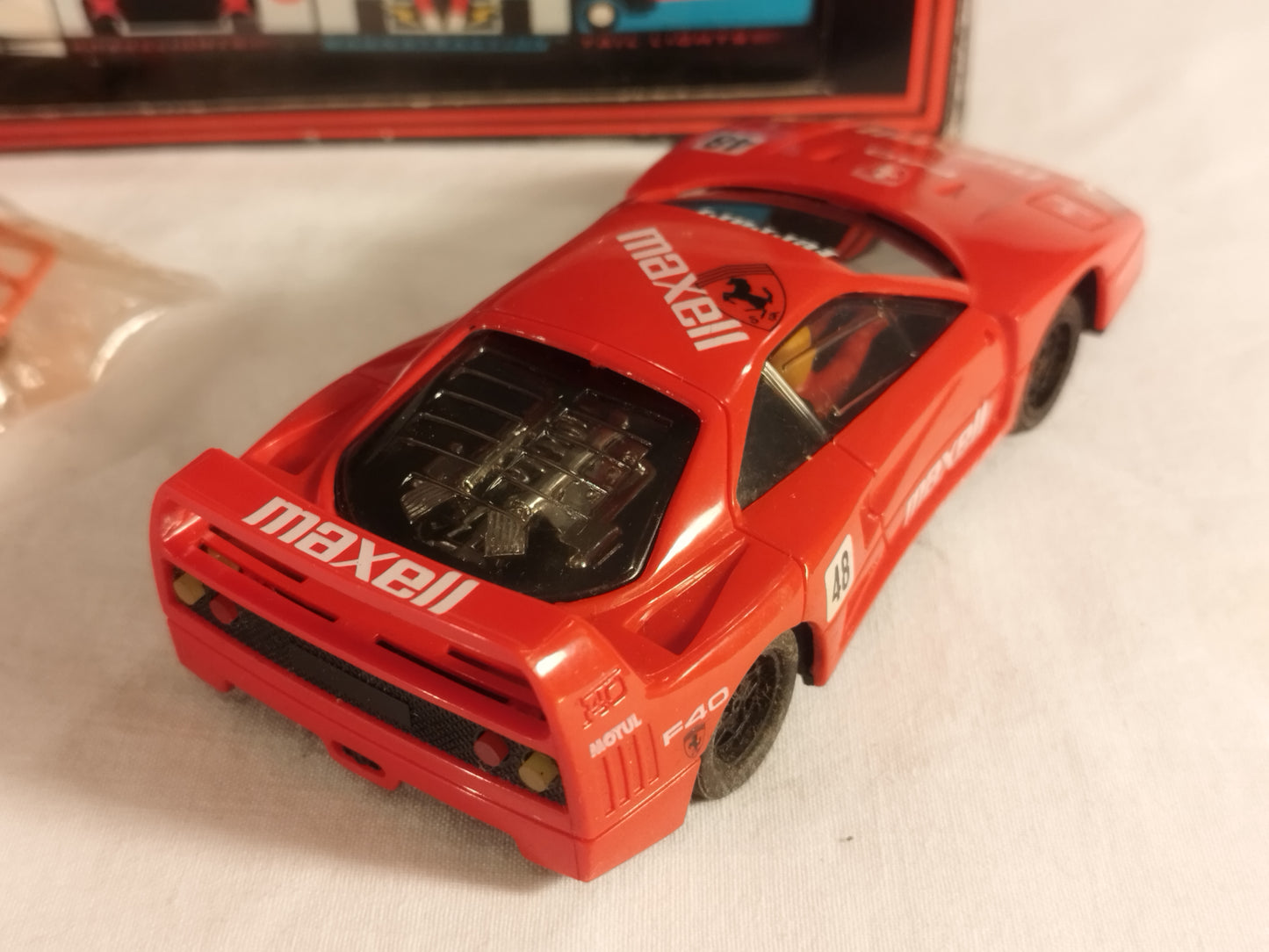 Scalextric C412 Ferrari F40 Endurance "Maxell" - Boxed
