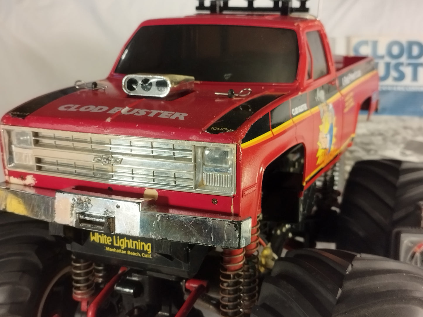1987 Tamiya "Clod Buster" 1/10 RC Monster Truck - Chevy Bowtie