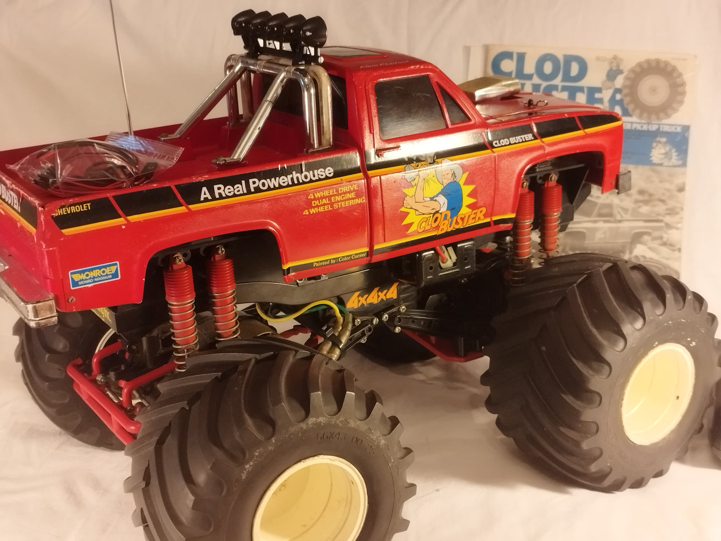 1987 Tamiya "Clod Buster" 1/10 RC Monster Truck - Chevy Bowtie