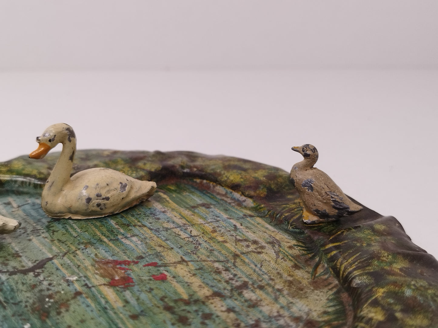 Britains Floral Garden #635 Tinplate Pond with Swans and Ducks - Pre War Scarce