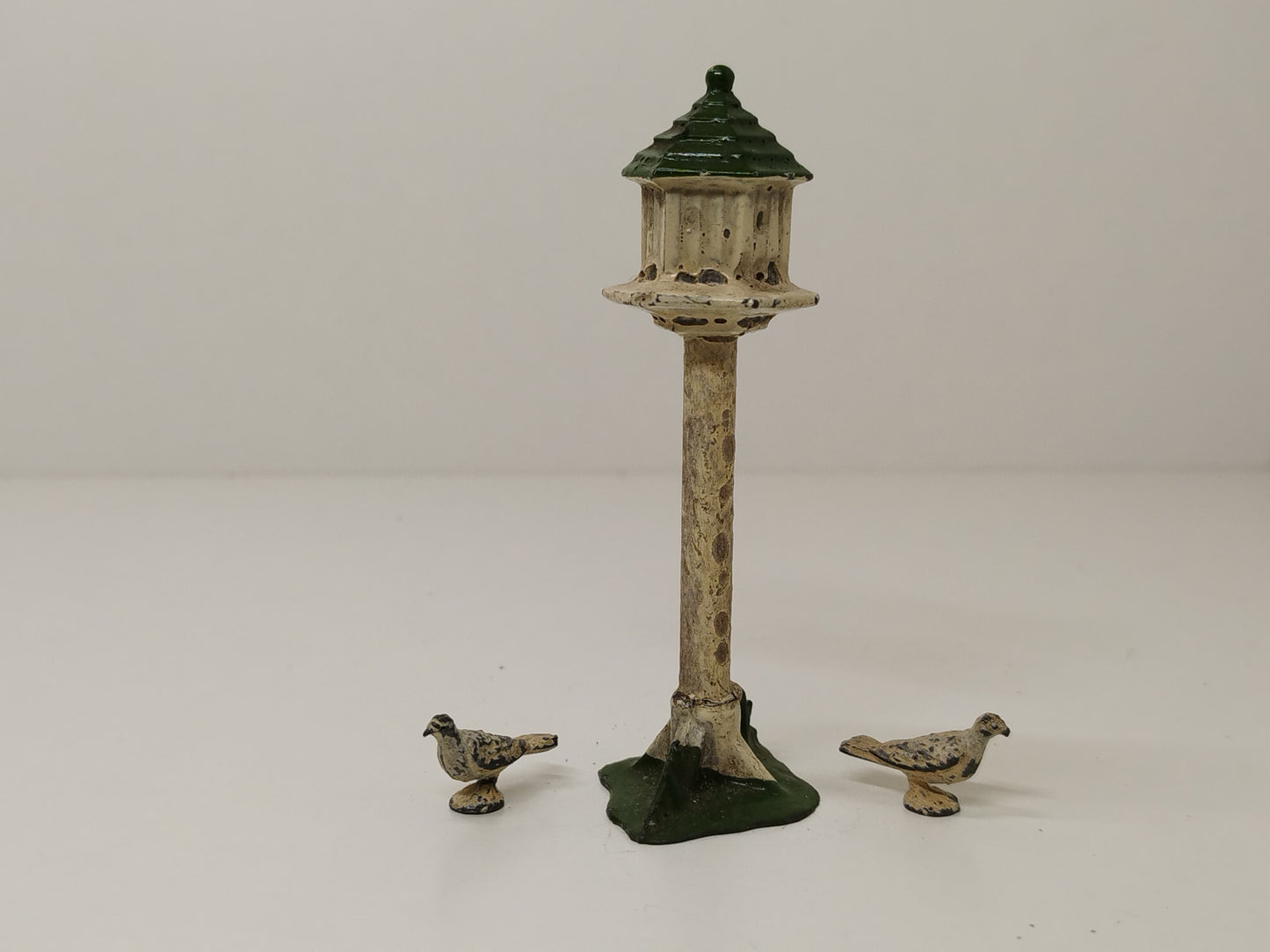 John Hill Company JoHillCo Lead Floral Garden Dovecote and Doves