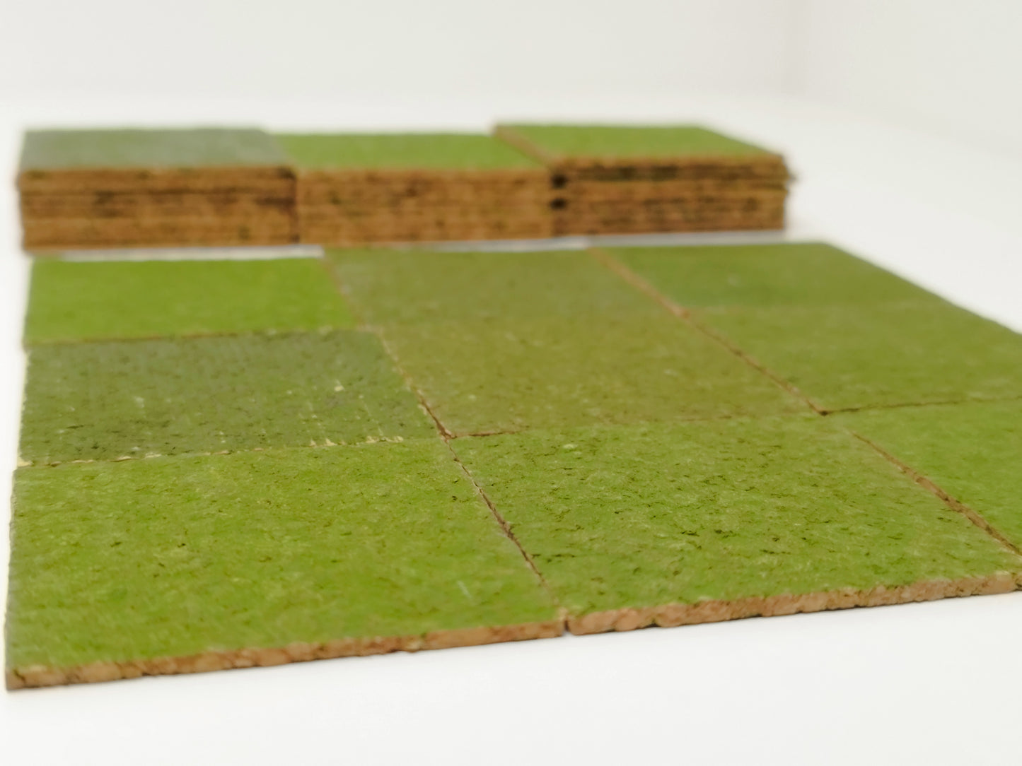 Britains Pre War Floral Garden Series Cork Grass Squares - Good Condition