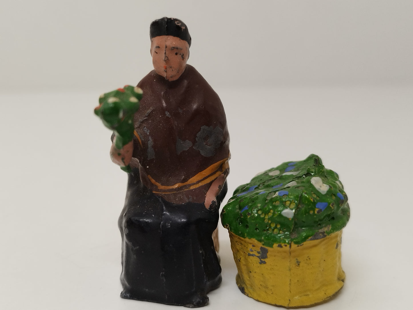 Charbens Lead Costermongers Series - Flower Seller in Brown & Black - Rare