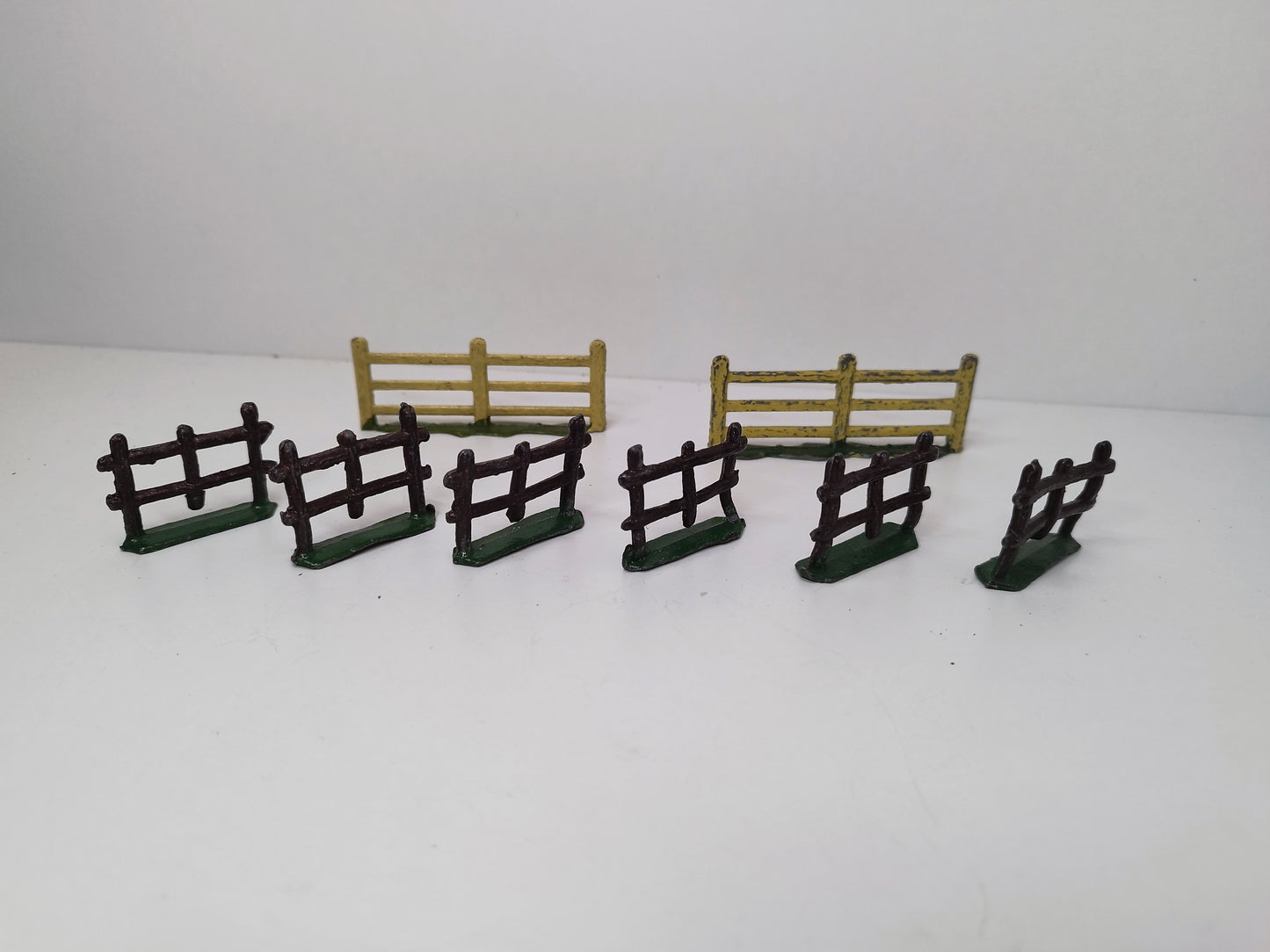 Wendal Wend-Al Lead Garden / Farm Fences x 8