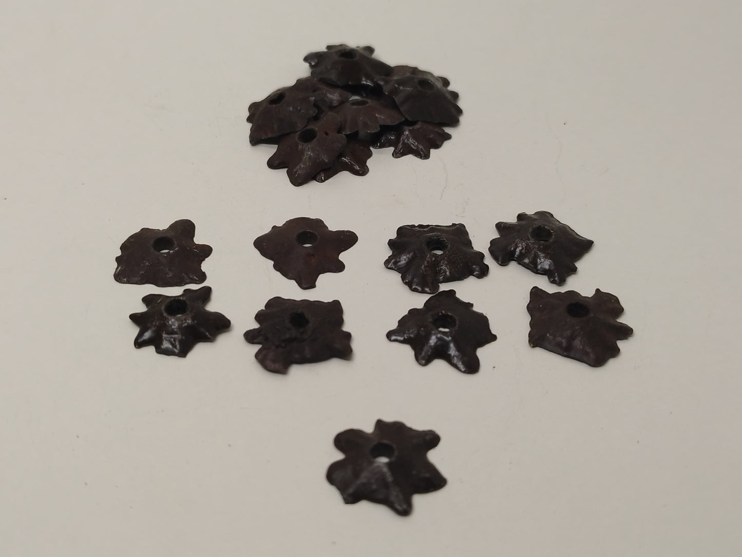 Britains Pre-War Floral Garden Earth Mounds - Individual