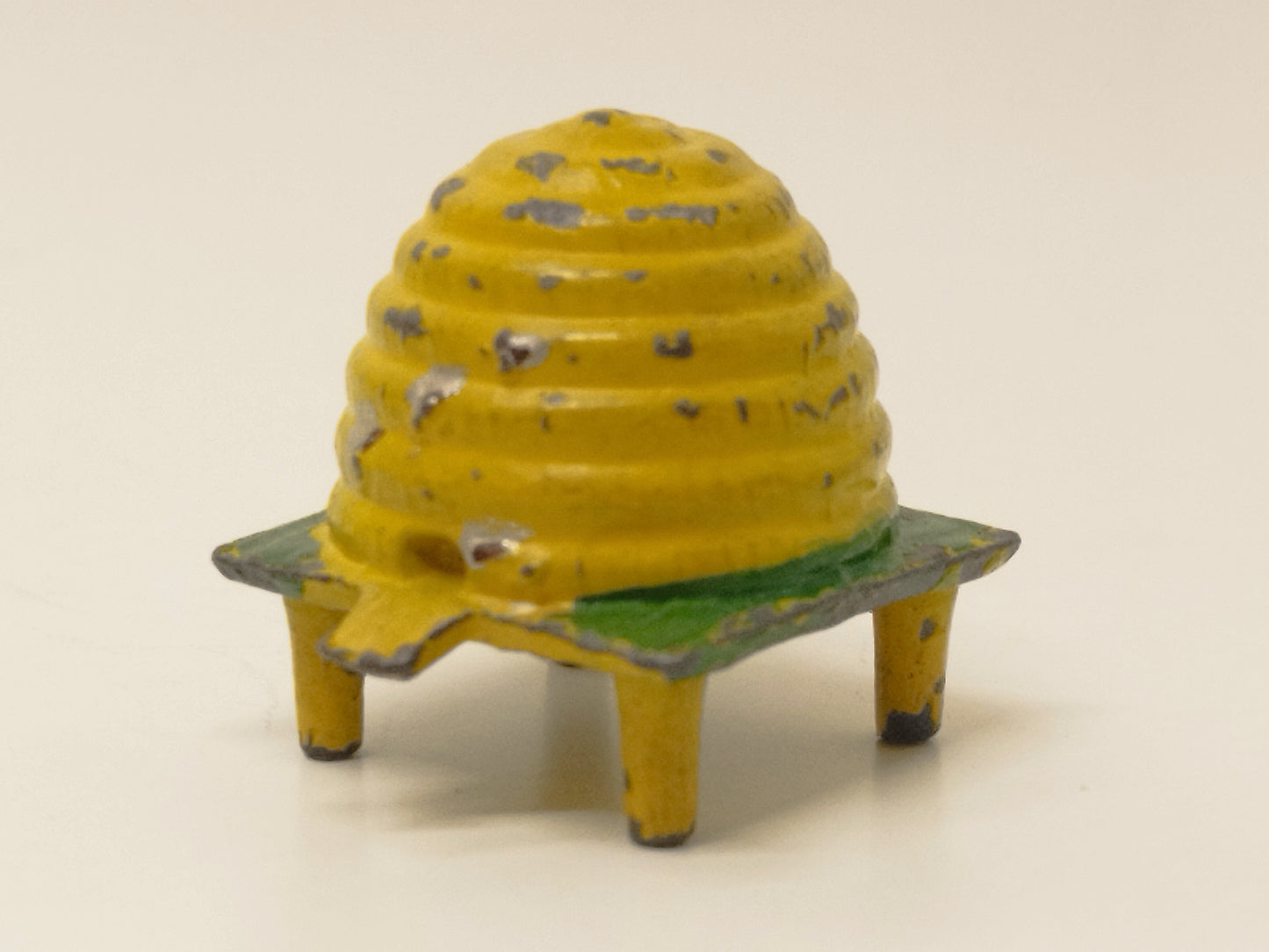 F.G Taylor Barrett Floral Garden Series Beehive