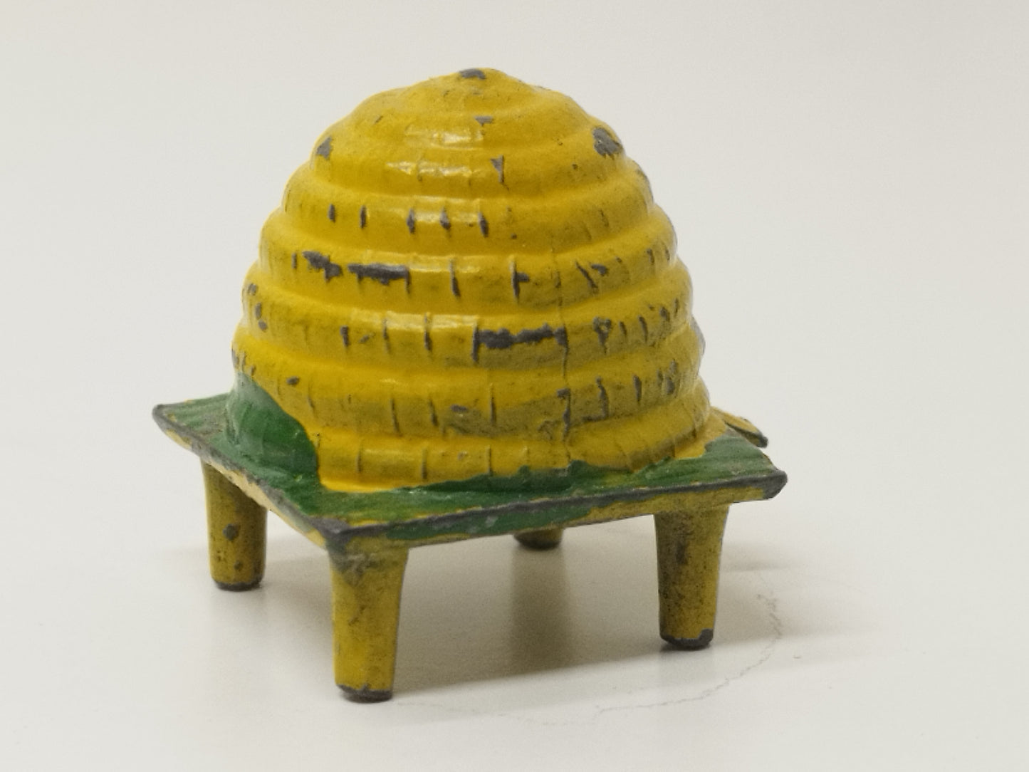 F.G Taylor Barrett Floral Garden Series Beehive