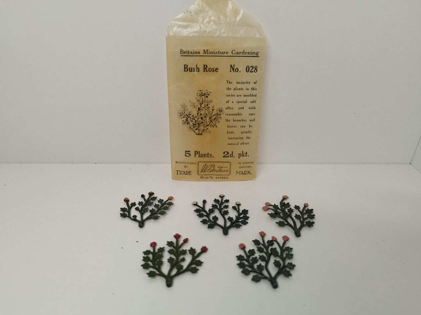 Britains Pre-War Floral Garden Wax Packet Bush Rose No 28 Plants