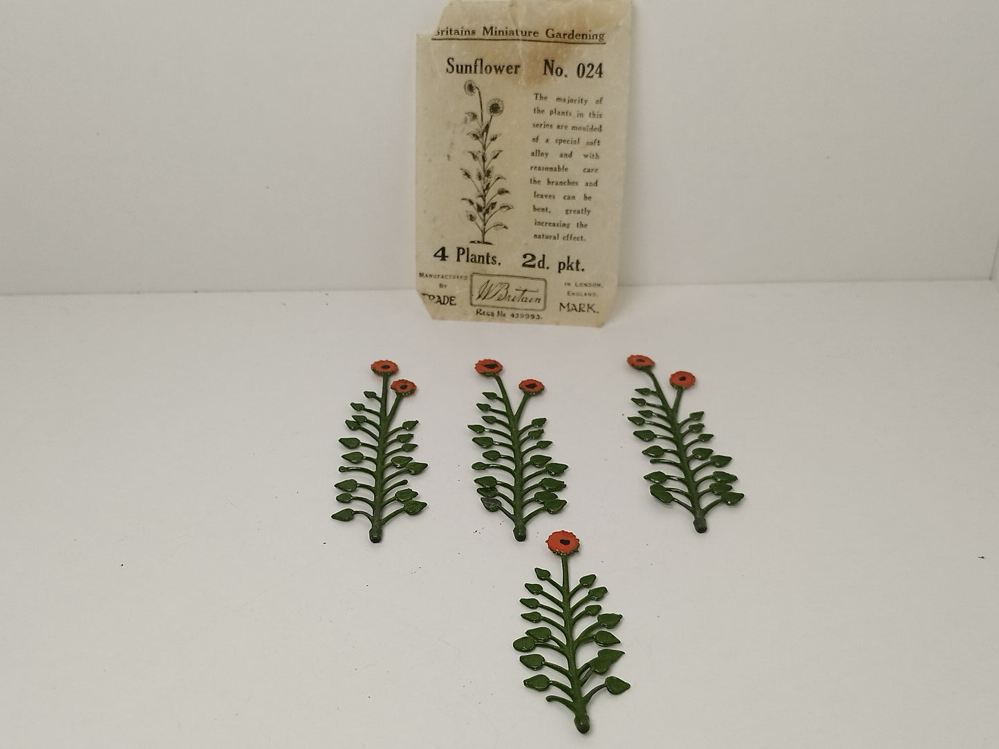 Britains Pre-War Floral Garden Wax Packet Sunflower No024 Plants