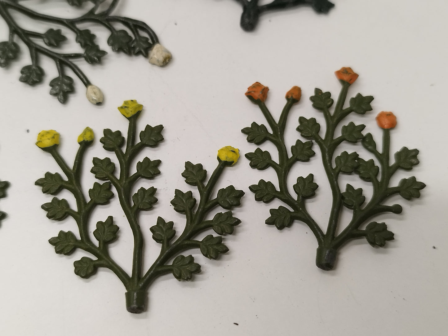 Britains Pre-War Floral Garden Flowers - No028 Bush Rose