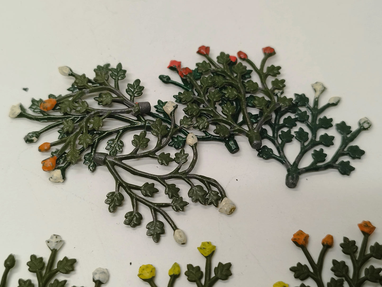 Britains Pre-War Floral Garden Flowers - No028 Bush Rose