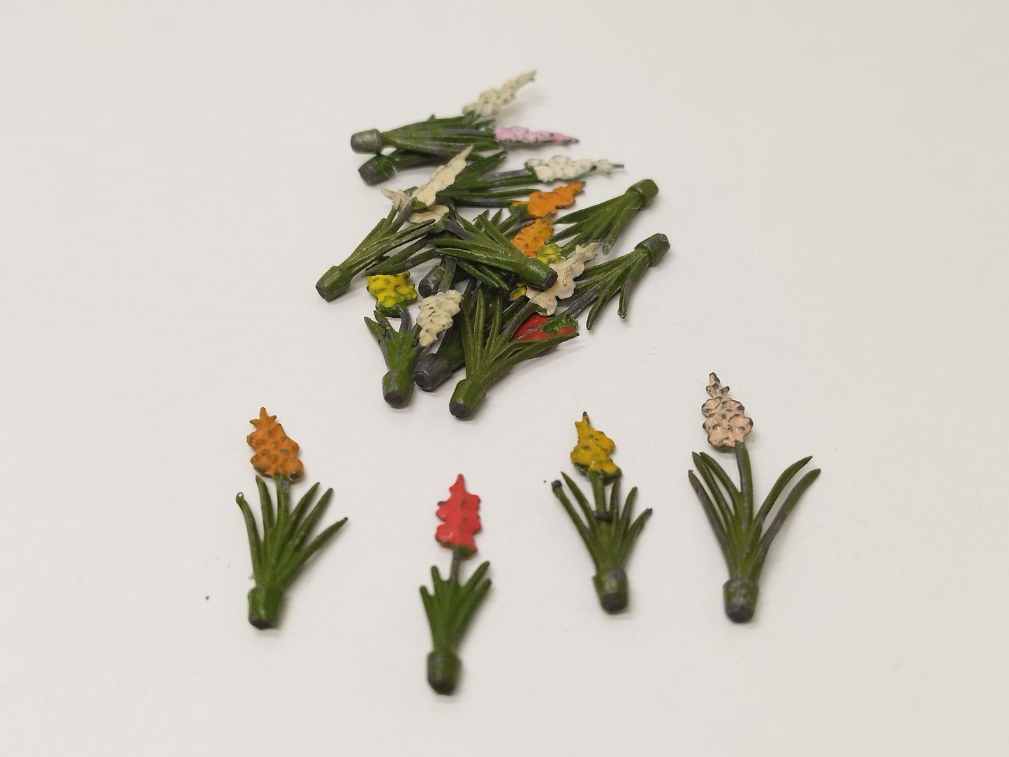 Britains Pre-War Floral Garden Flowers - No035 Gladioli