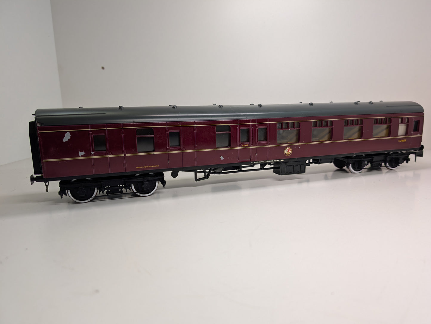 Lima O Gauge BR Ex-LMS MK1 Corridor / Brake Coach S34159 - Finescale wheels