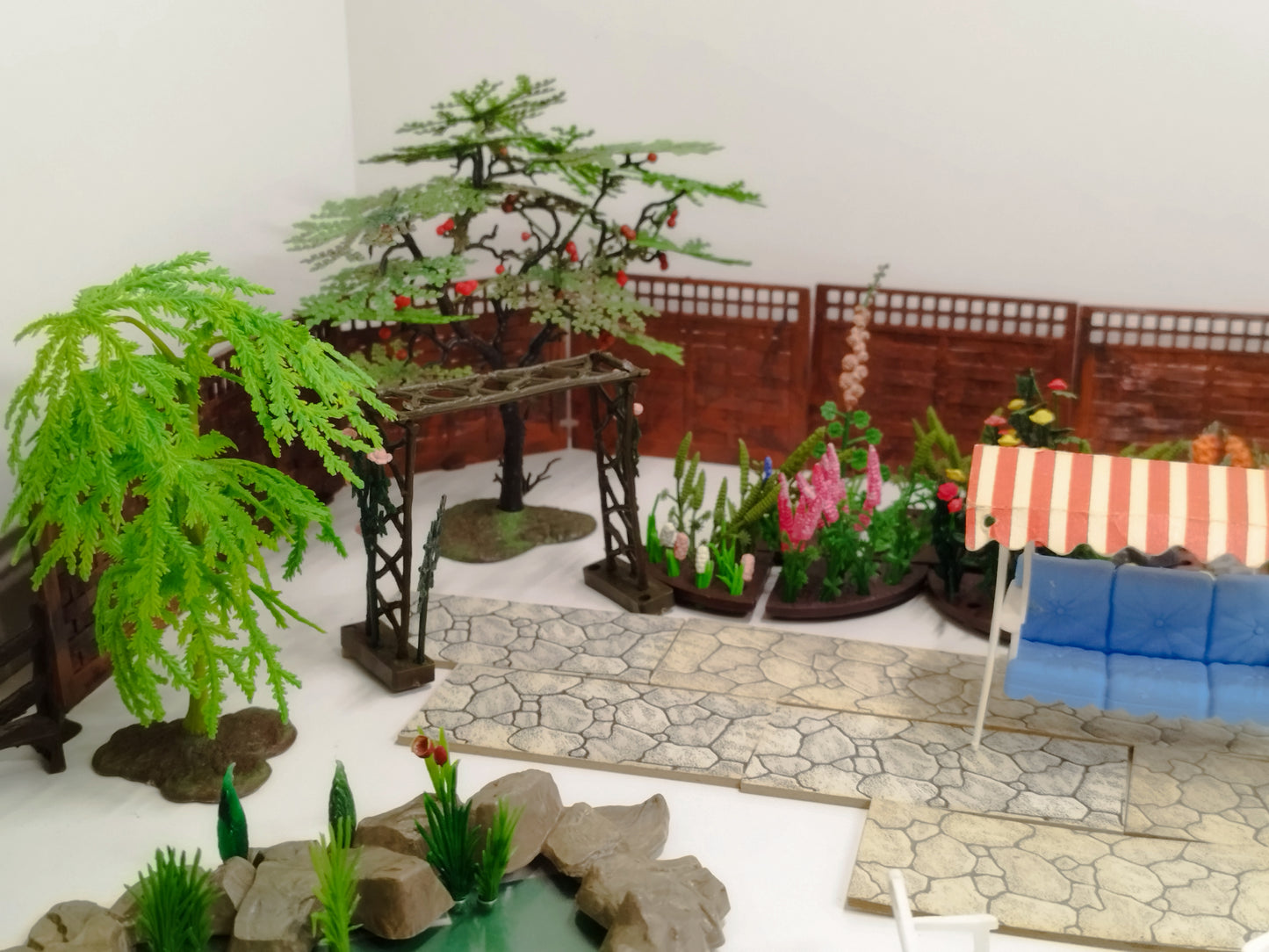 Britains Floral Miniature Garden Collection - 1960's Plastic Version