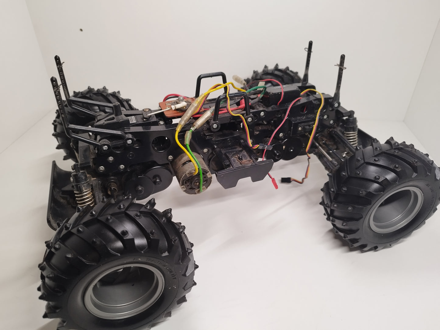 Tamiya 1/10 RC WR-01 Wild Dagger / Twin Detonator / '34 Ford Monster Truck - Project