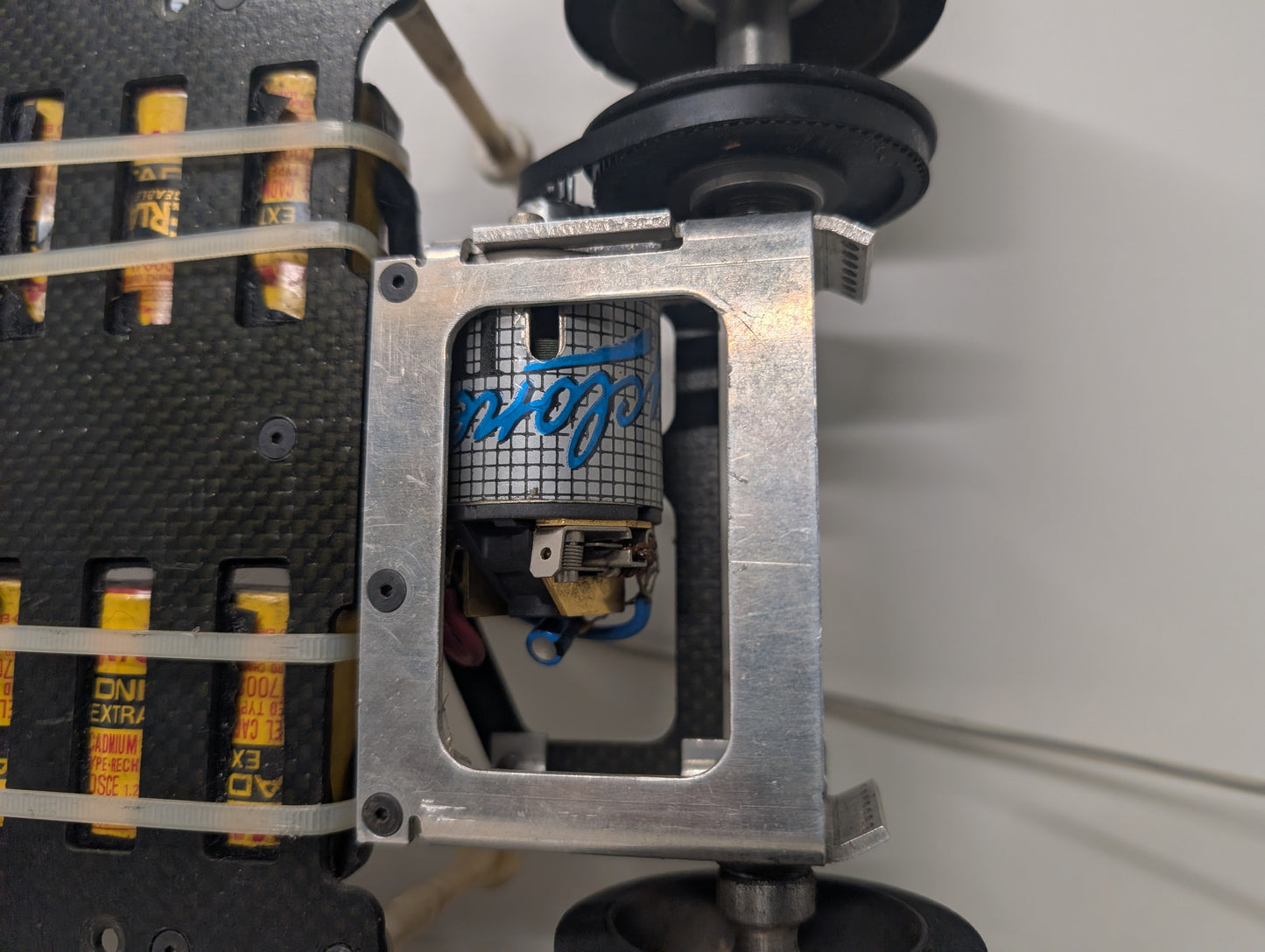 Team Associated RC10L 1/10 Scale Competition Carbon Road Racing Car + Belt Drive Mod + 2 Shells - Boxed