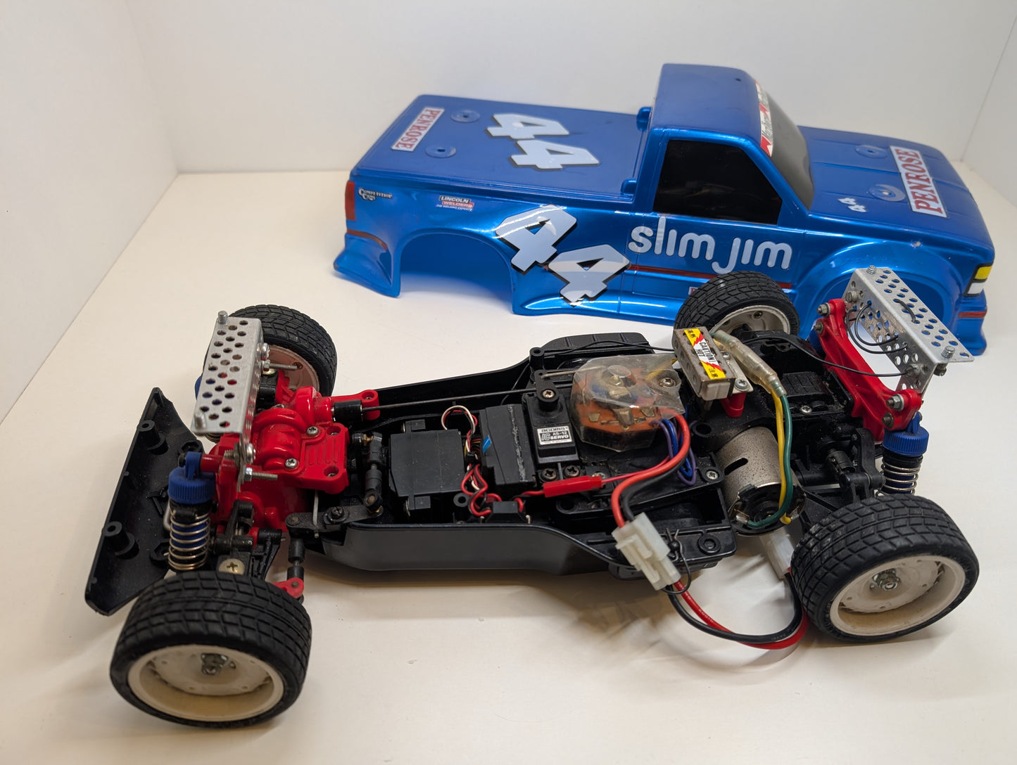 Tamiya 1/10 RC TA01 Chassis with Parma California Sport Truck Body Shell - Tested Working