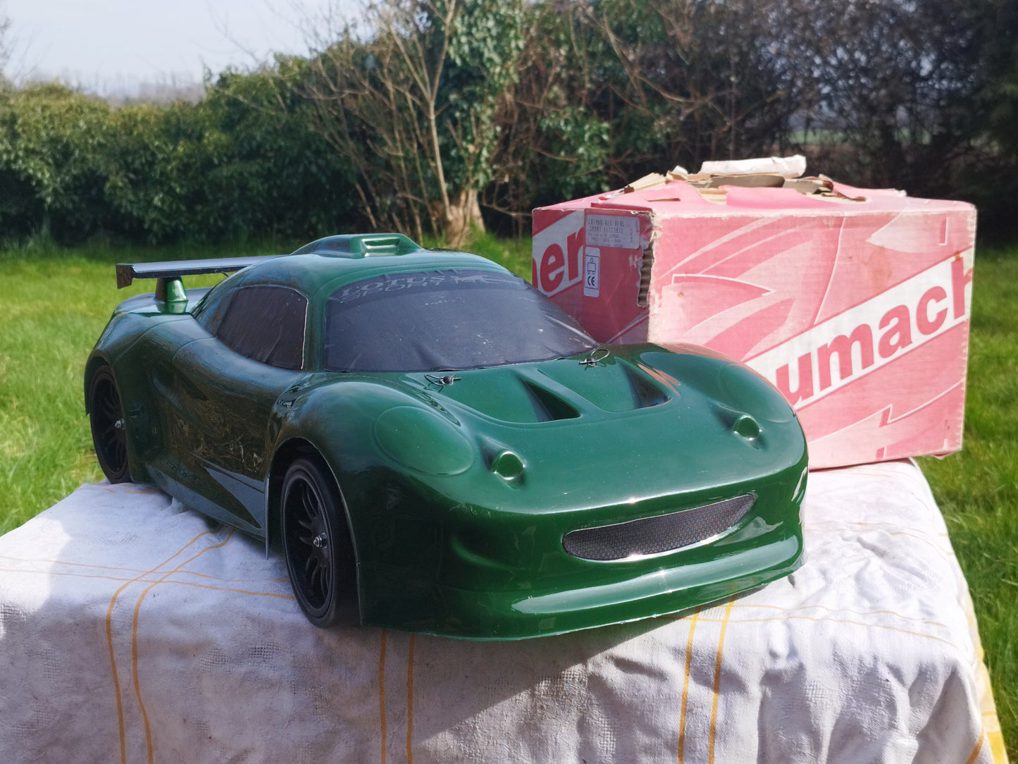 Schumacher 1/6 Scale RC Lotus Exige - Schumacher Big Six - Exceptionally Rare