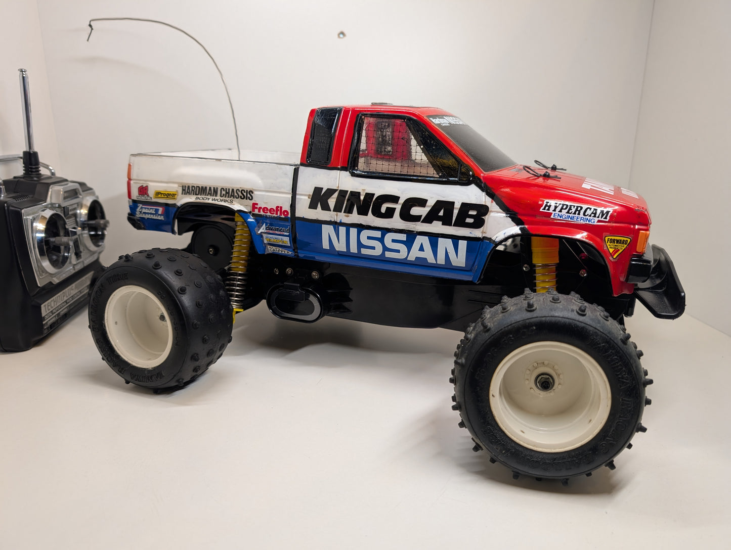 1991 Tamiya 1/10 RC Nissan King Cab Stadium Truck - Original condition
