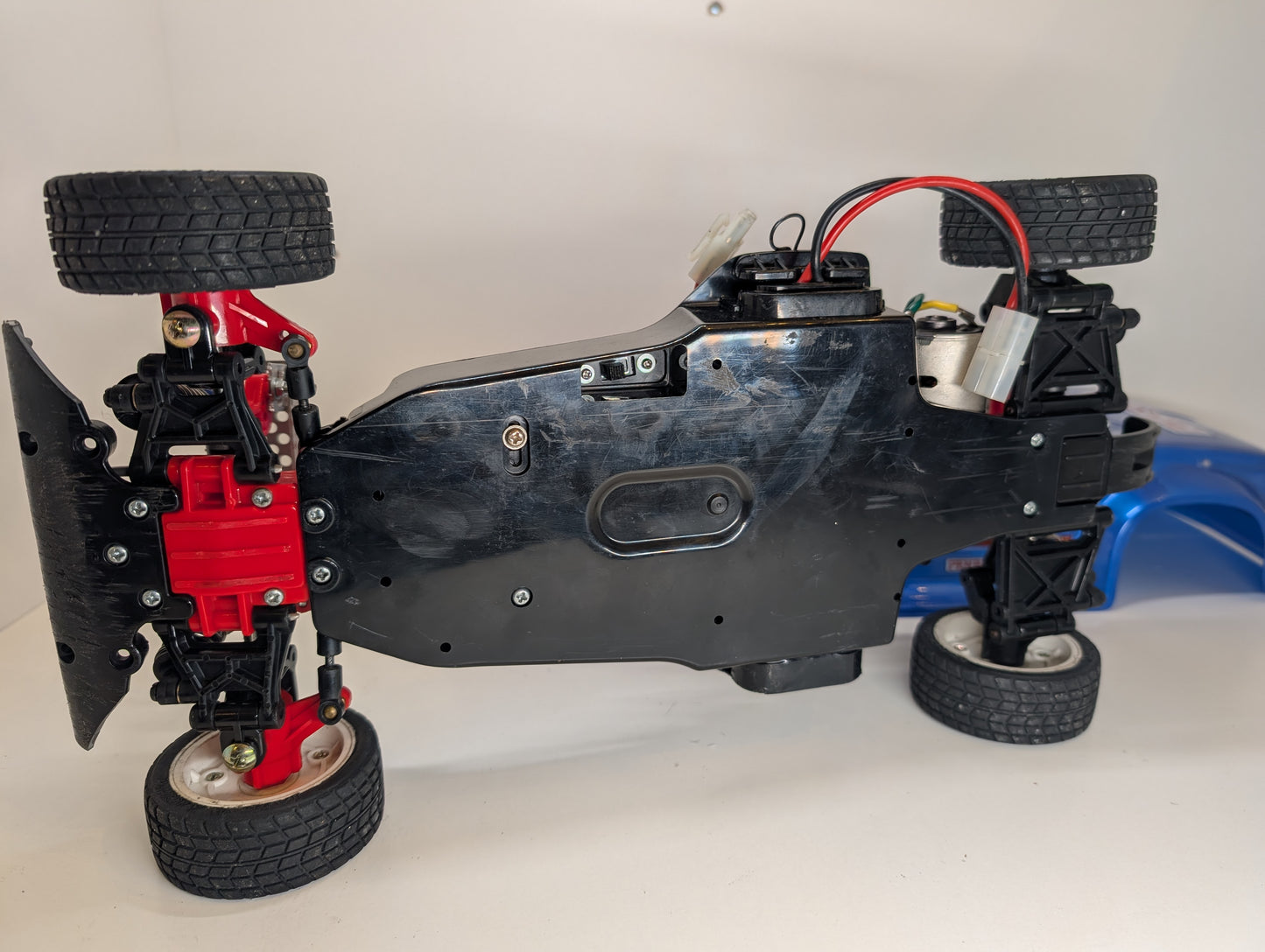 Tamiya 1/10 RC TA01 Chassis with Parma California Sport Truck Body Shell - Tested Working