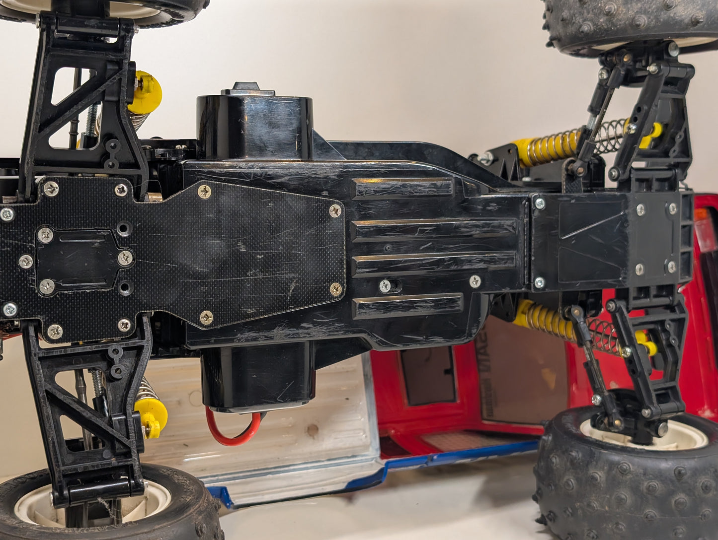 1991 Tamiya 1/10 RC Nissan King Cab Stadium Truck - Original condition