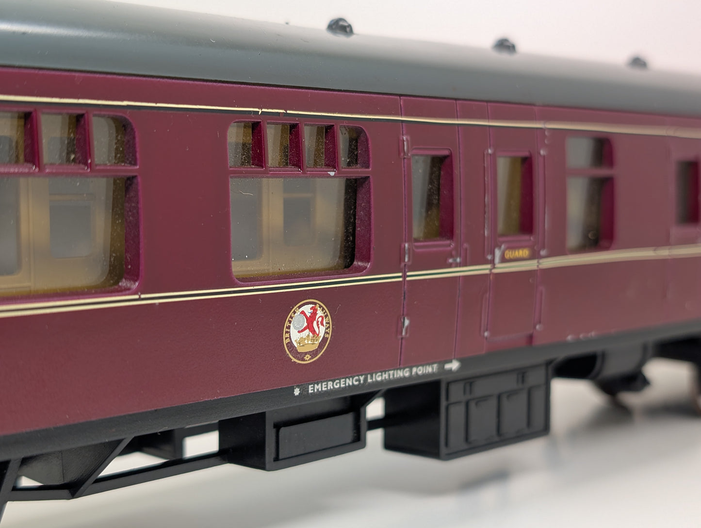 Lima O Gauge BR Ex-LMS MK1 Corridor / Brake Coach S34159 - Finescale wheels