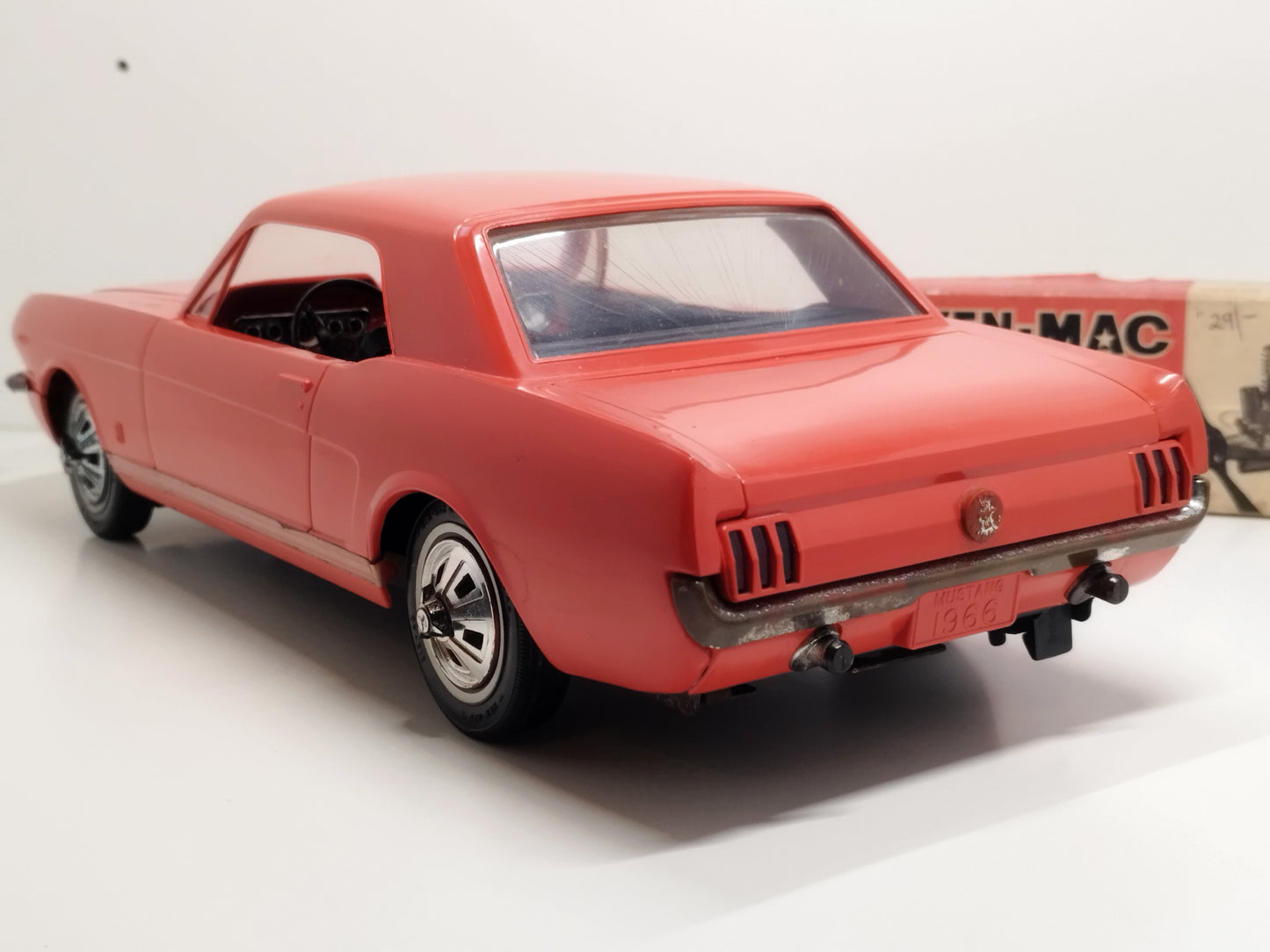 1/12 Wen Mac 1966 Ford Mustang Electric Tether Car with Nitro Conversion Kit - Rare!